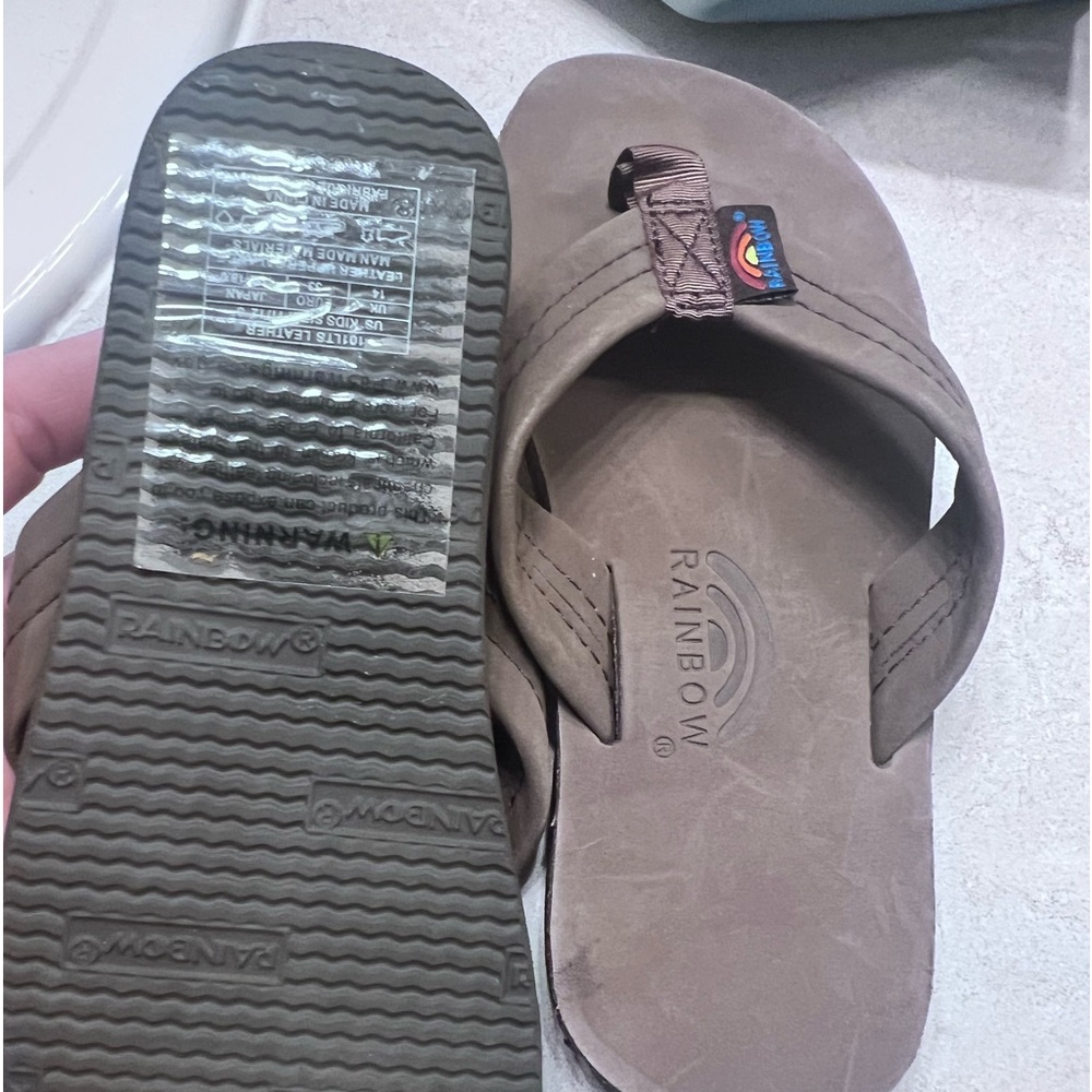 Kids rainbow flip flops